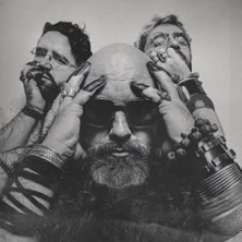 Yom X Ceccaldi – Le rythme du silence