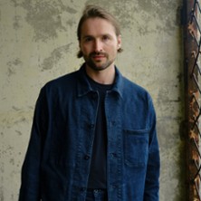 Hayden Thorpe – Performing the Songs of Wild Beasts