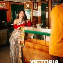 Victoria Pianassso – Reste simple