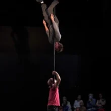 De Bonnes Raisons – Compagnie La Volte-cirque
